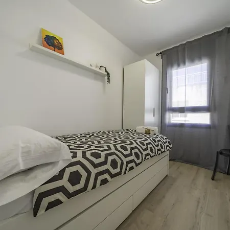 Apartment Homeholidaysrentals Kala - Costa Barcelona Pineda de Mar