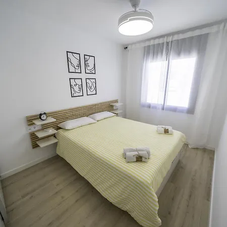 Homeholidaysrentals Kala - Costa Barcelona Apartment *